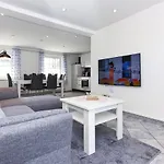 Апартаменты Mein Urlaubshaus Бензерзиль